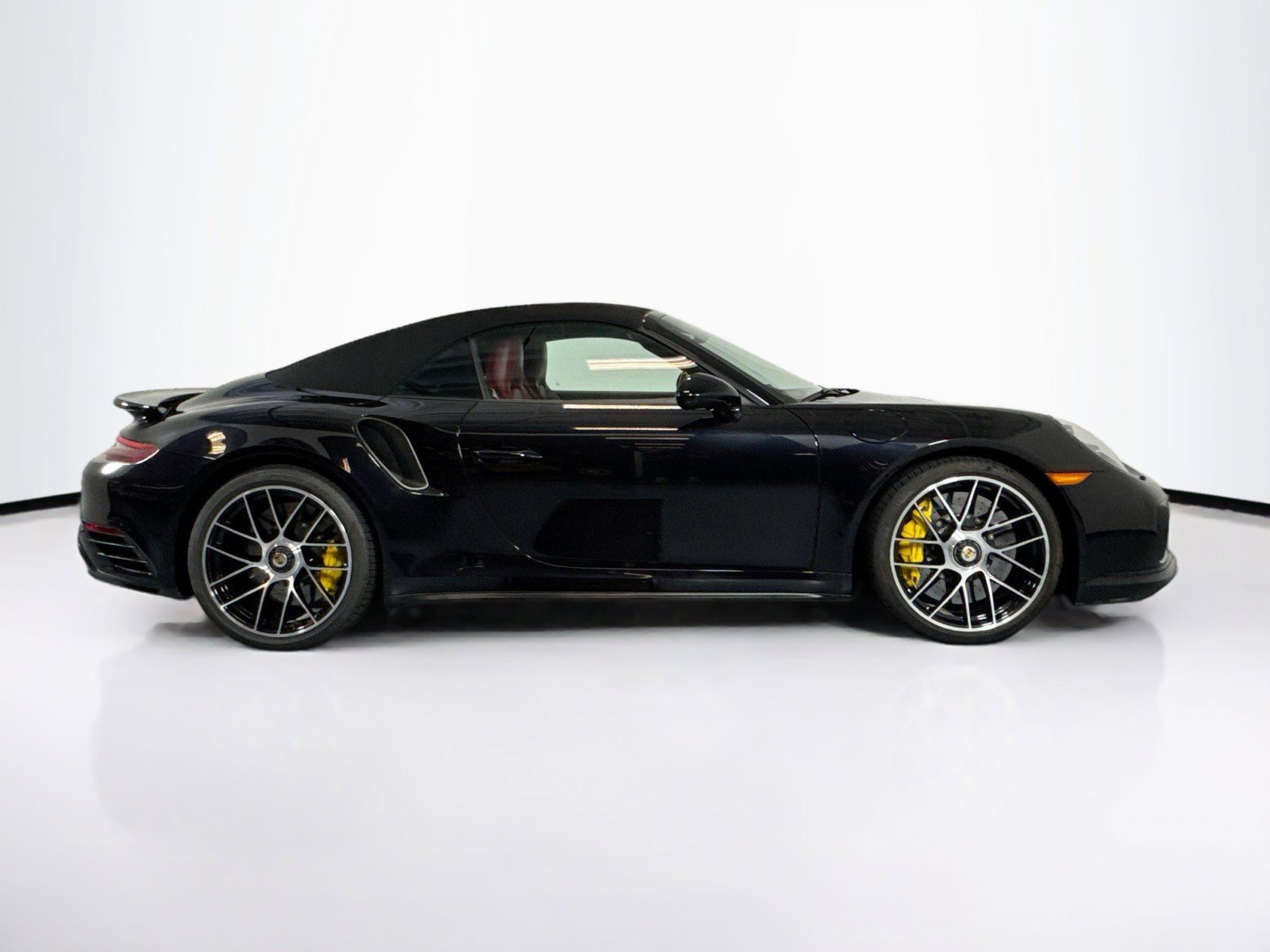 Certified 2018 Porsche 911 Turbo S image 8