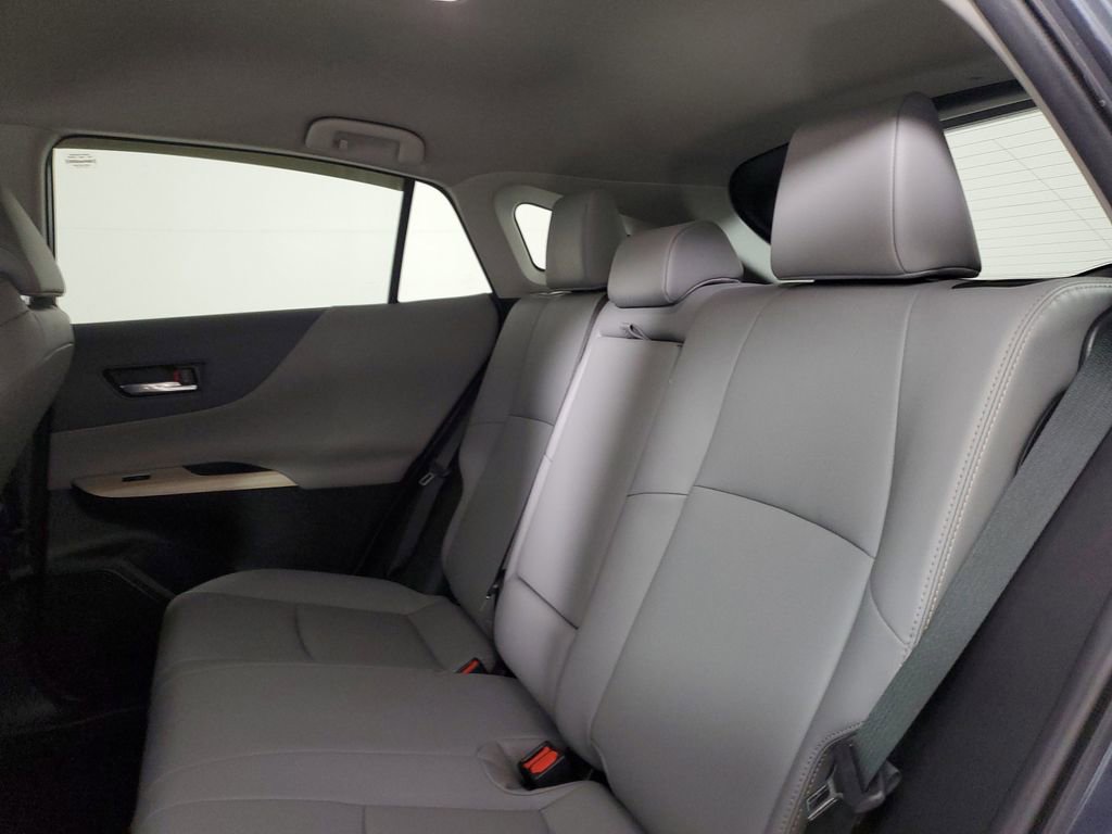 Used 2022 Toyota Venza XLE AWD/4WD image 14