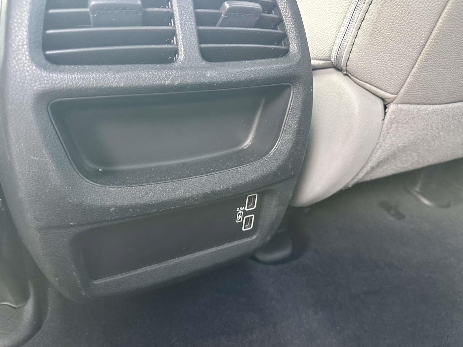 Used 2023 Honda Passport EX-L image 9