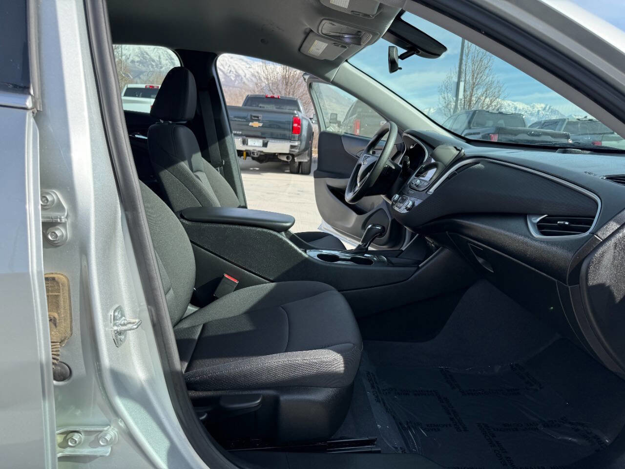 Used 2019 Chevrolet Malibu LS image 22