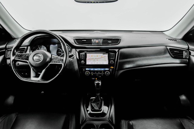 Used 2018 Nissan Rogue SL w/ Premium Package image 11