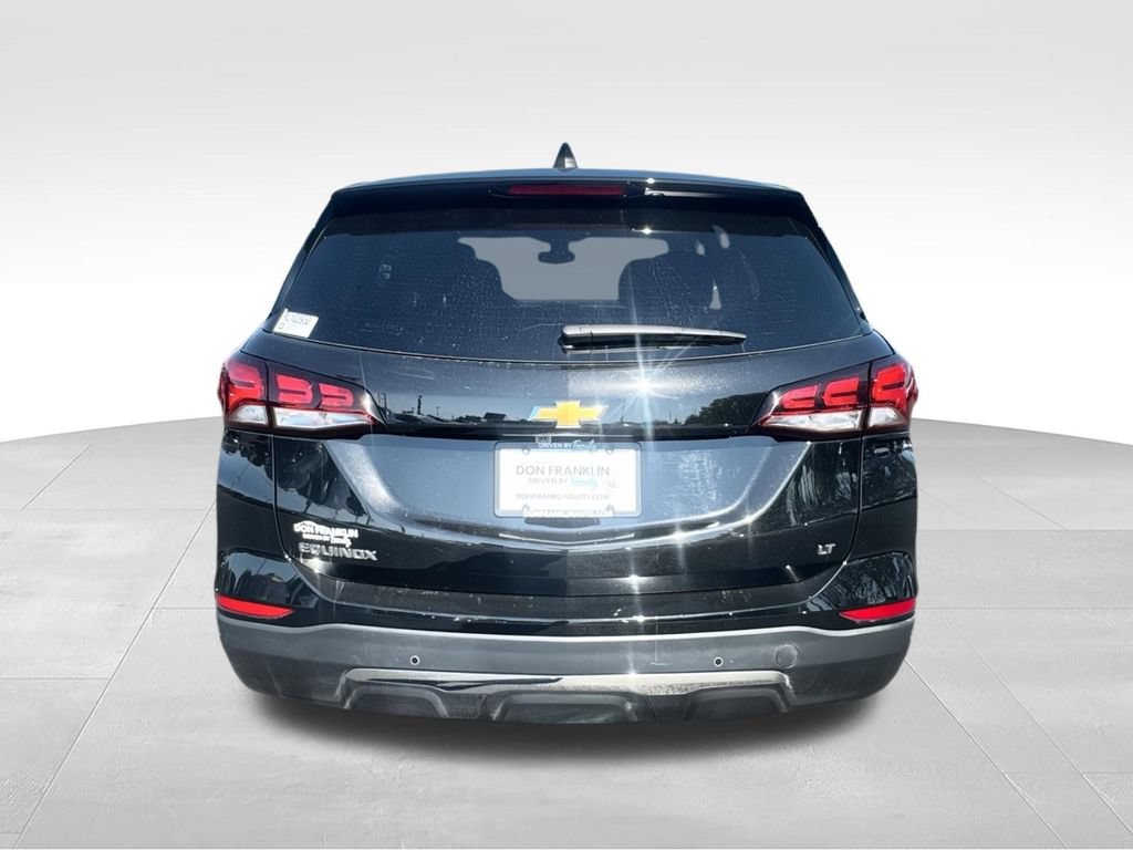 Used 2024 Chevrolet Equinox LT FWD image 7