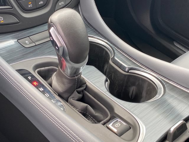 Used 2020 Buick Envision Essence FWD image 13