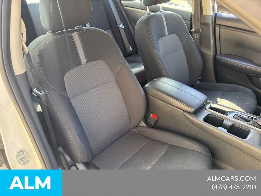 Used 2024 Nissan Sentra SV FWD image 8