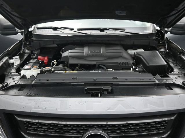 Used 2024 Nissan Titan SV w/ SV Convenience Package image 32