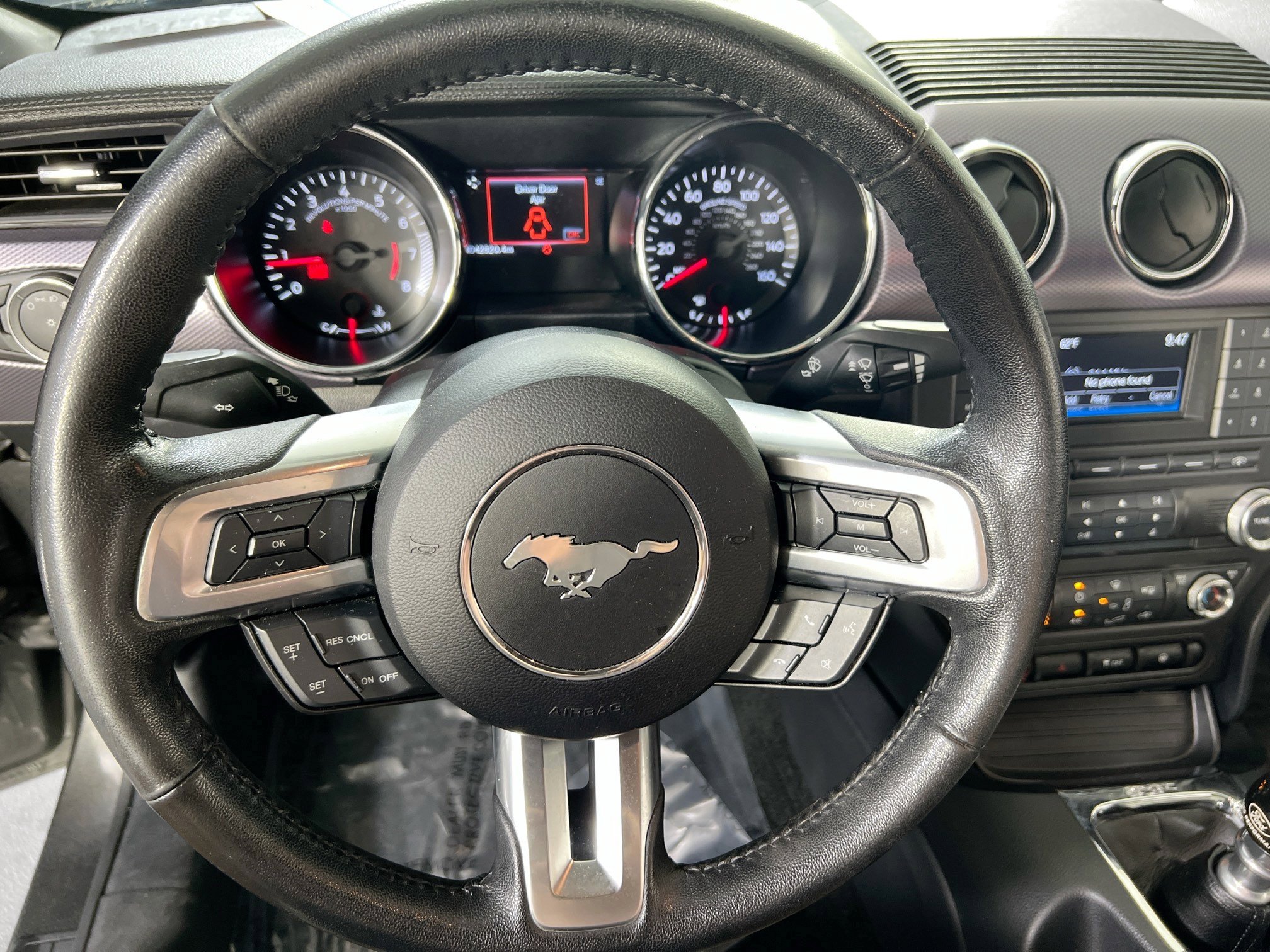 Used 2017 Ford Mustang Coupe image 11