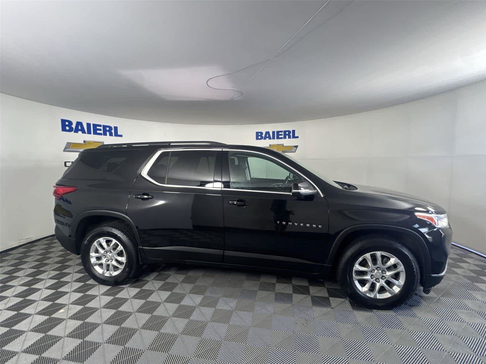Used 2021 Chevrolet Traverse LT AWD/4WD image 6