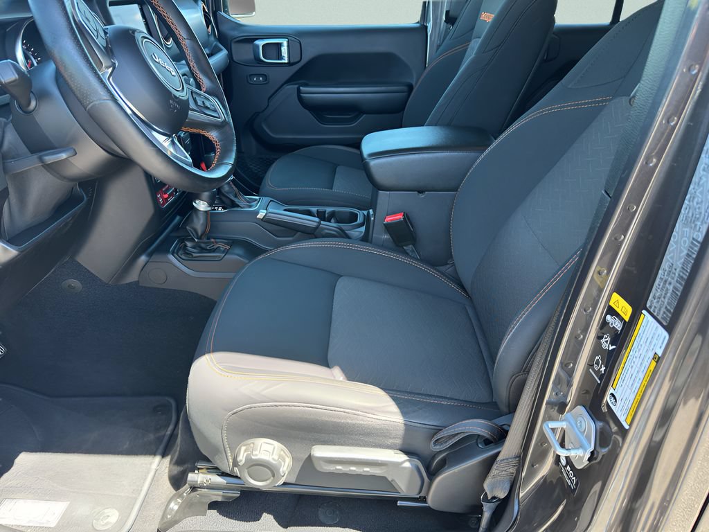 Used 2021 Jeep Gladiator Mojave AWD/4WD image 11