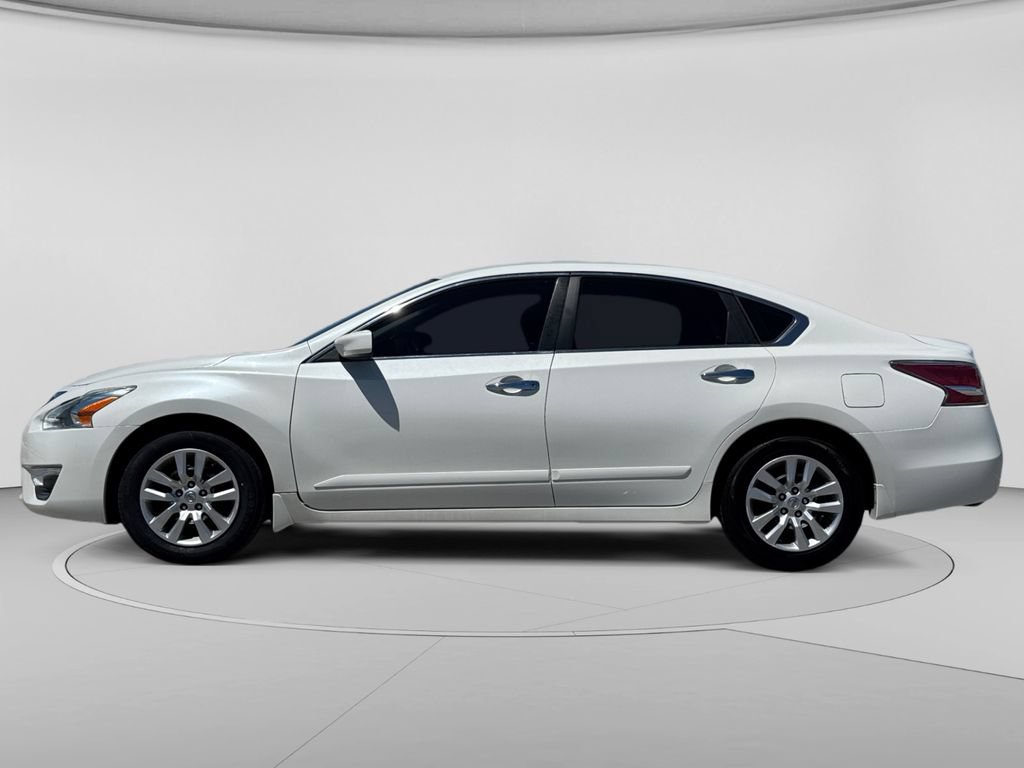 Used 2014 Nissan Altima 2.5 S w/ Display Audio Package FWD image 8