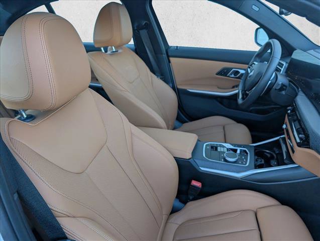 Used 2025 BMW 330i Sedan w/ Premium Package image 21