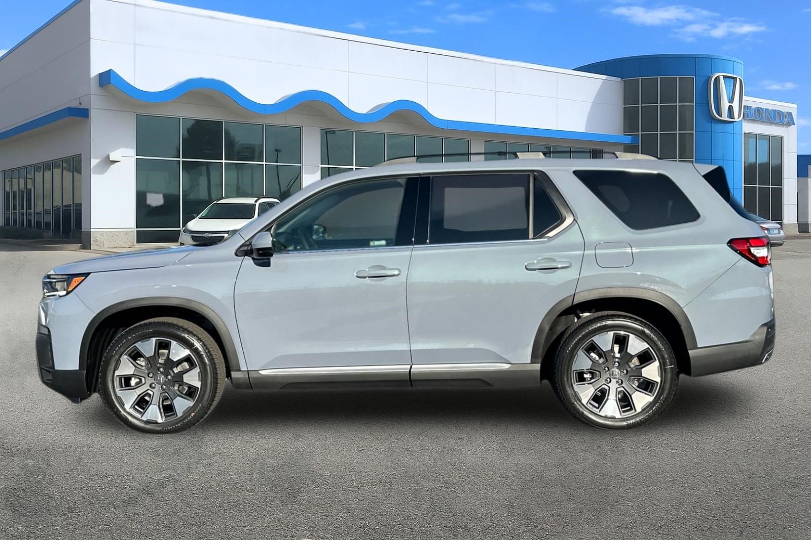 New 2026 Honda Pilot Elite image 2