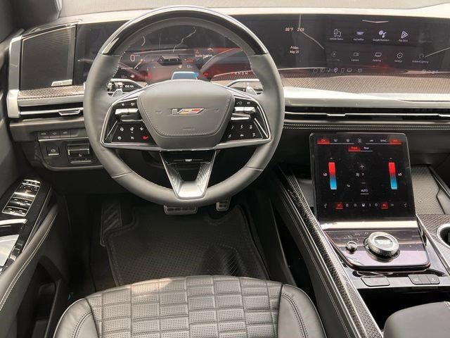 New 2026 Cadillac Escalade V w/ LPO, ONYX Package AWD/4WD image 10