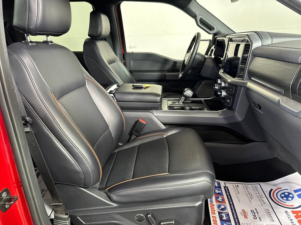 Used 2025 Ford F150 Lariat w/ Equipment Group 502A High AWD/4WD image 31
