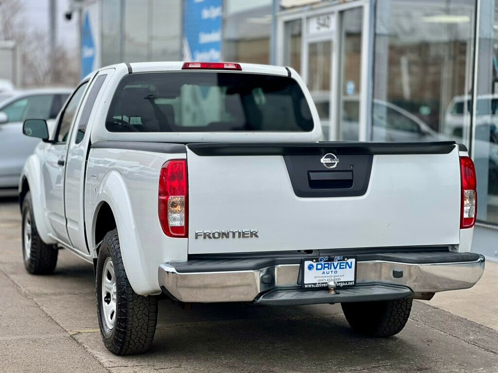 Used 2015 Nissan Frontier S image 28