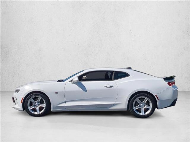 Used 2018 Chevrolet Camaro LT RWD image 9
