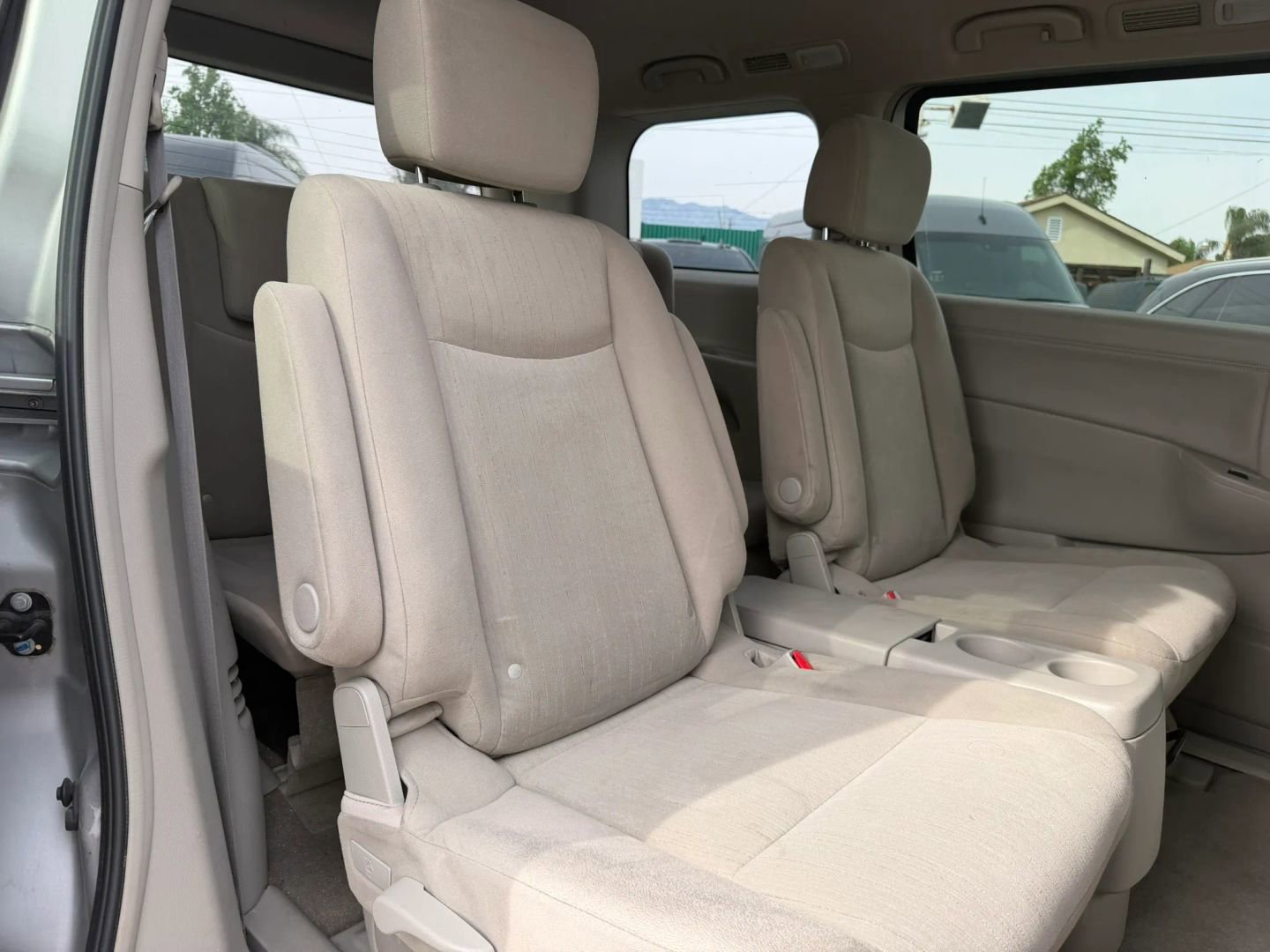 Used 2016 Nissan Quest SV image 17