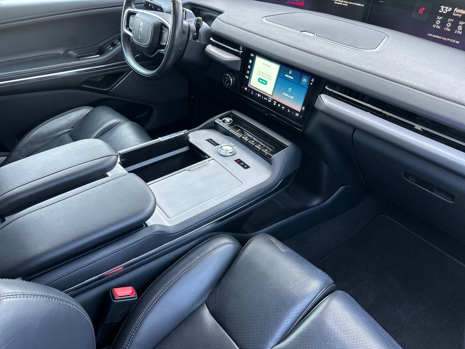 Certified 2025 Lincoln Navigator L Reserve AWD/4WD image 18