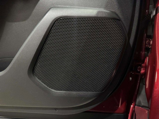 Used 2021 Toyota Highlander XLE image 32