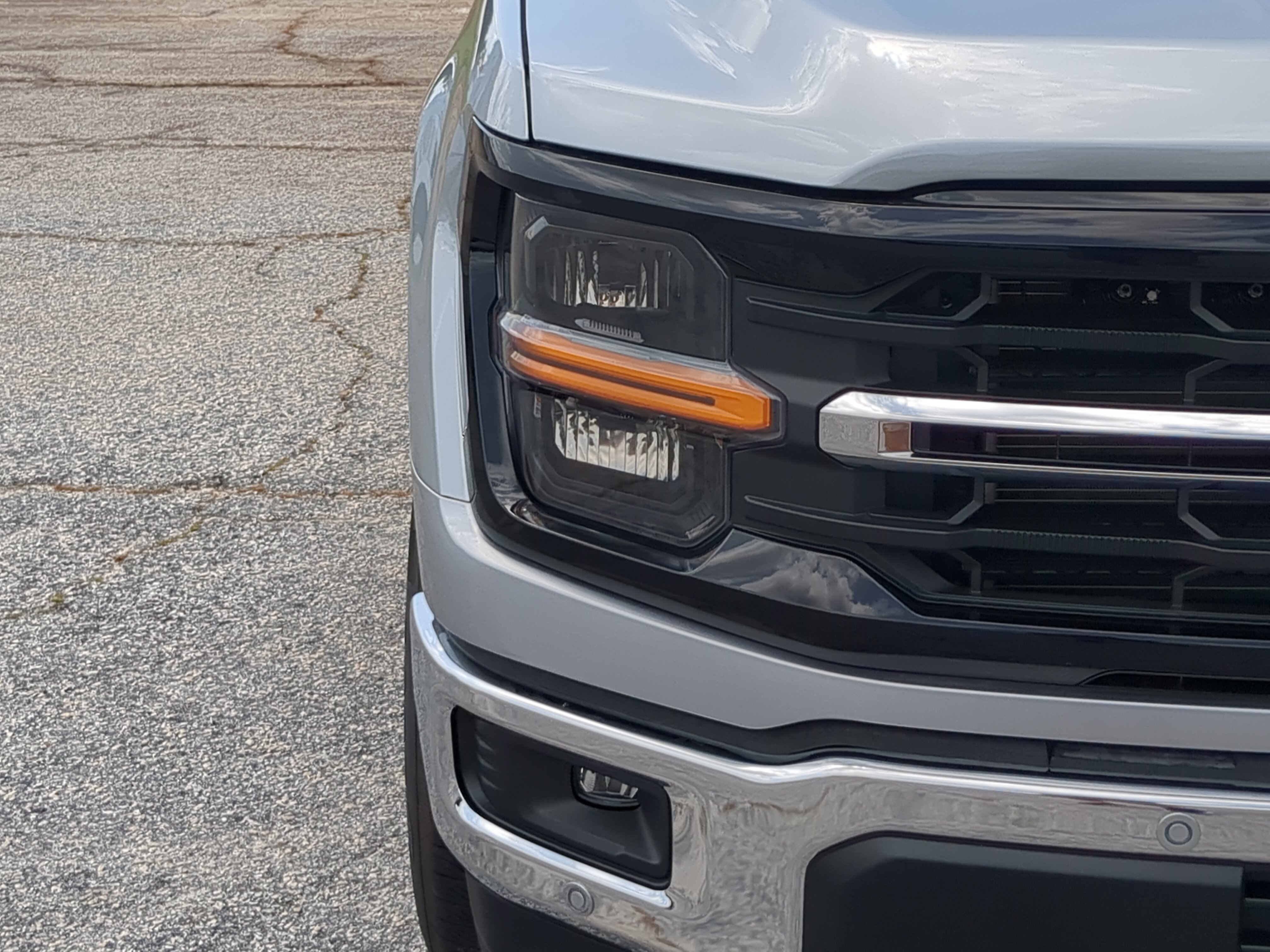 New 2026 Ford F150 XLT w/ Equipment Group 302A MID RWD image 8