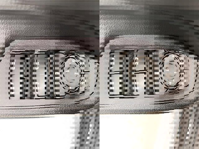 Used 2019 Chevrolet Equinox LT image 18