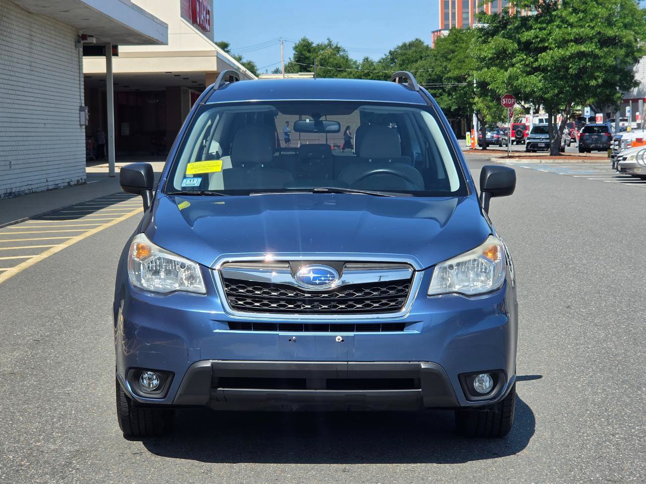Used 2015 Subaru Forester 2.5i w/ Alloy Wheel Package AWD/4WD image 2