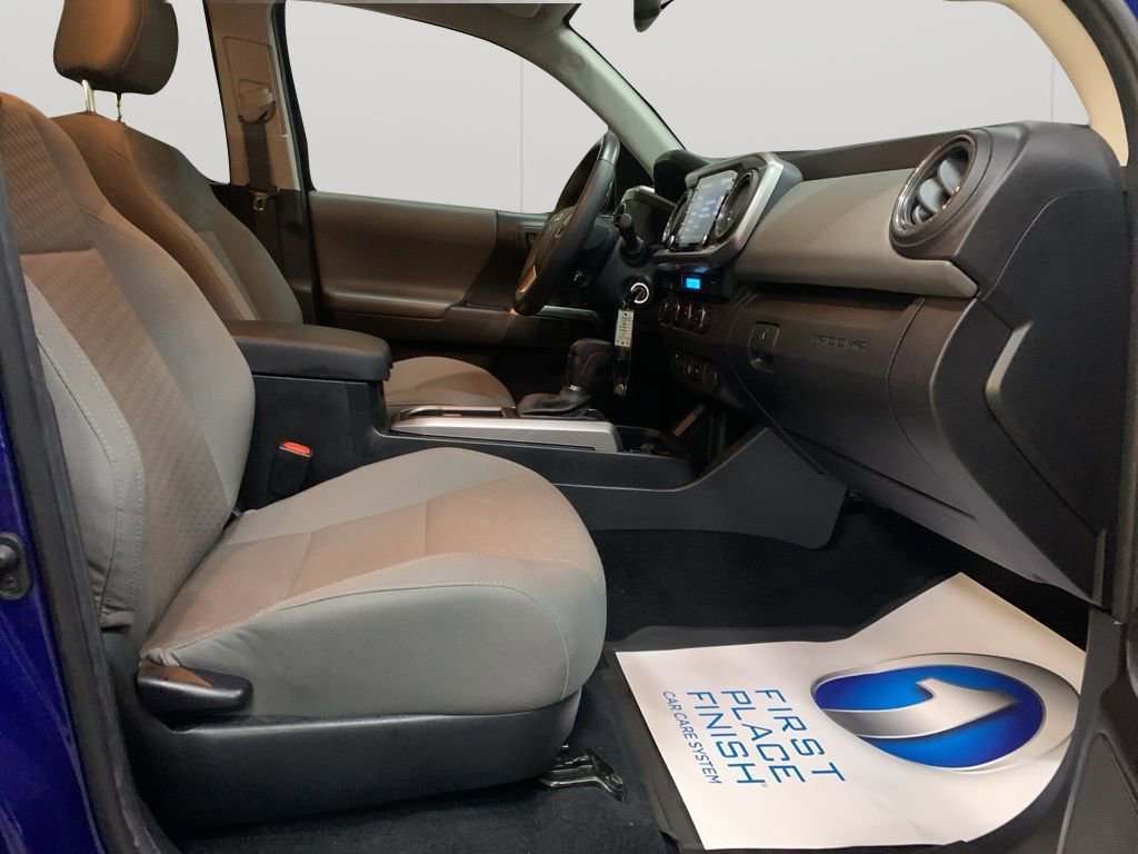 Used 2022 Toyota Tacoma SR5 image 17