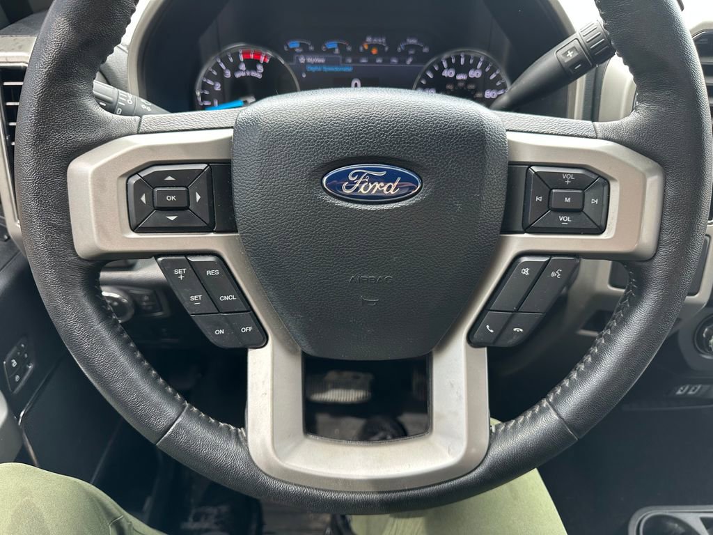 Used 2019 Ford F450 Lariat w/ Lariat Ultimate Package AWD/4WD image 3