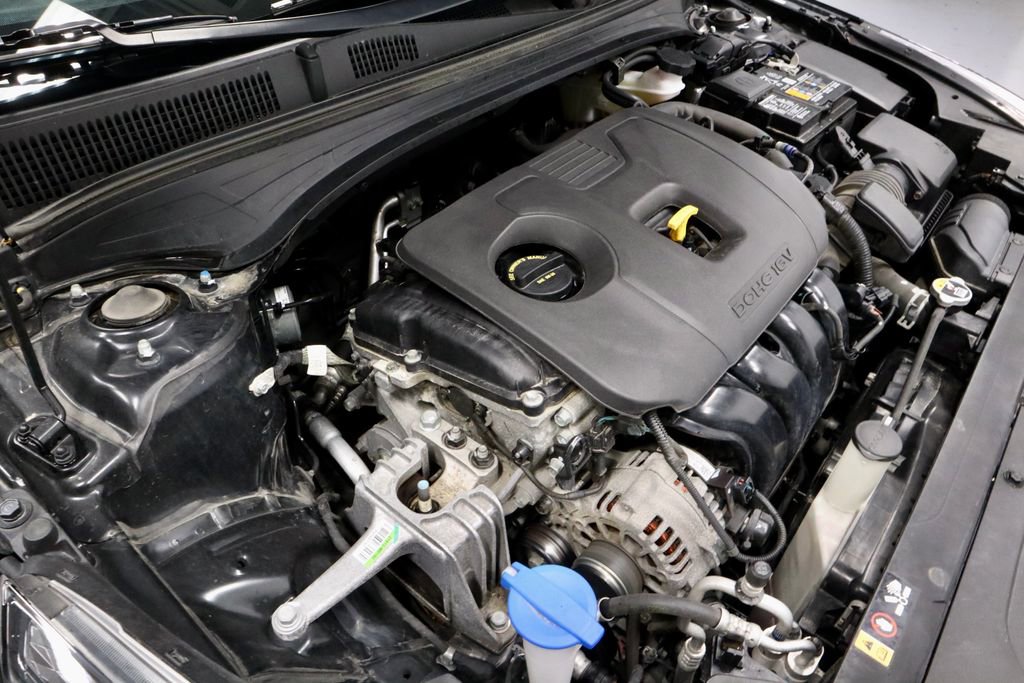 Used 2023 Kia Forte LXS FWD image 17
