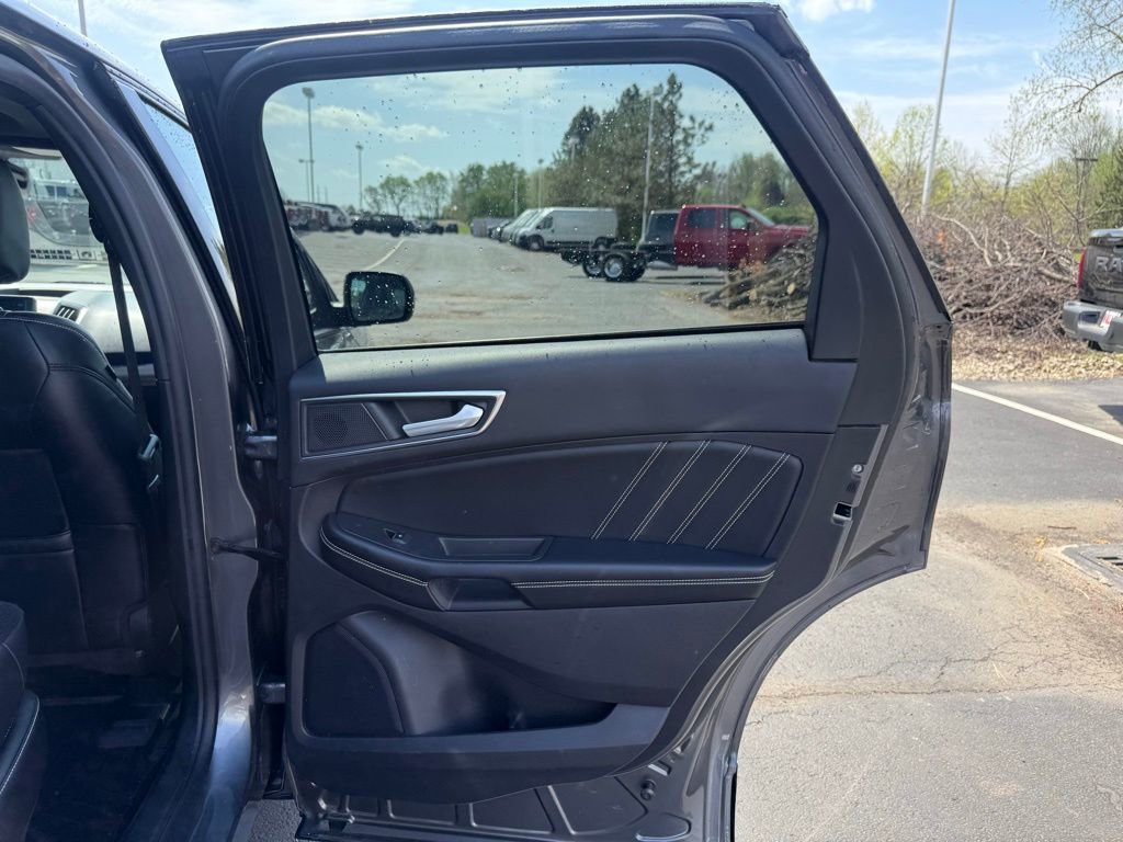 Used 2022 Ford Edge ST w/ Equipment Group 401A image 48