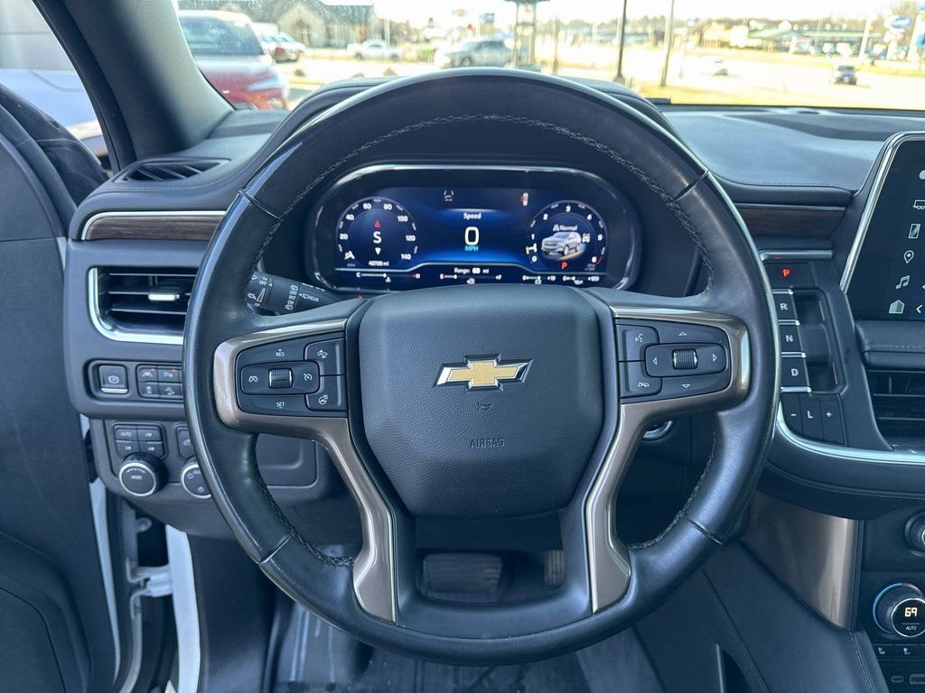Certified 2023 Chevrolet Suburban High Country AWD/4WD image 10