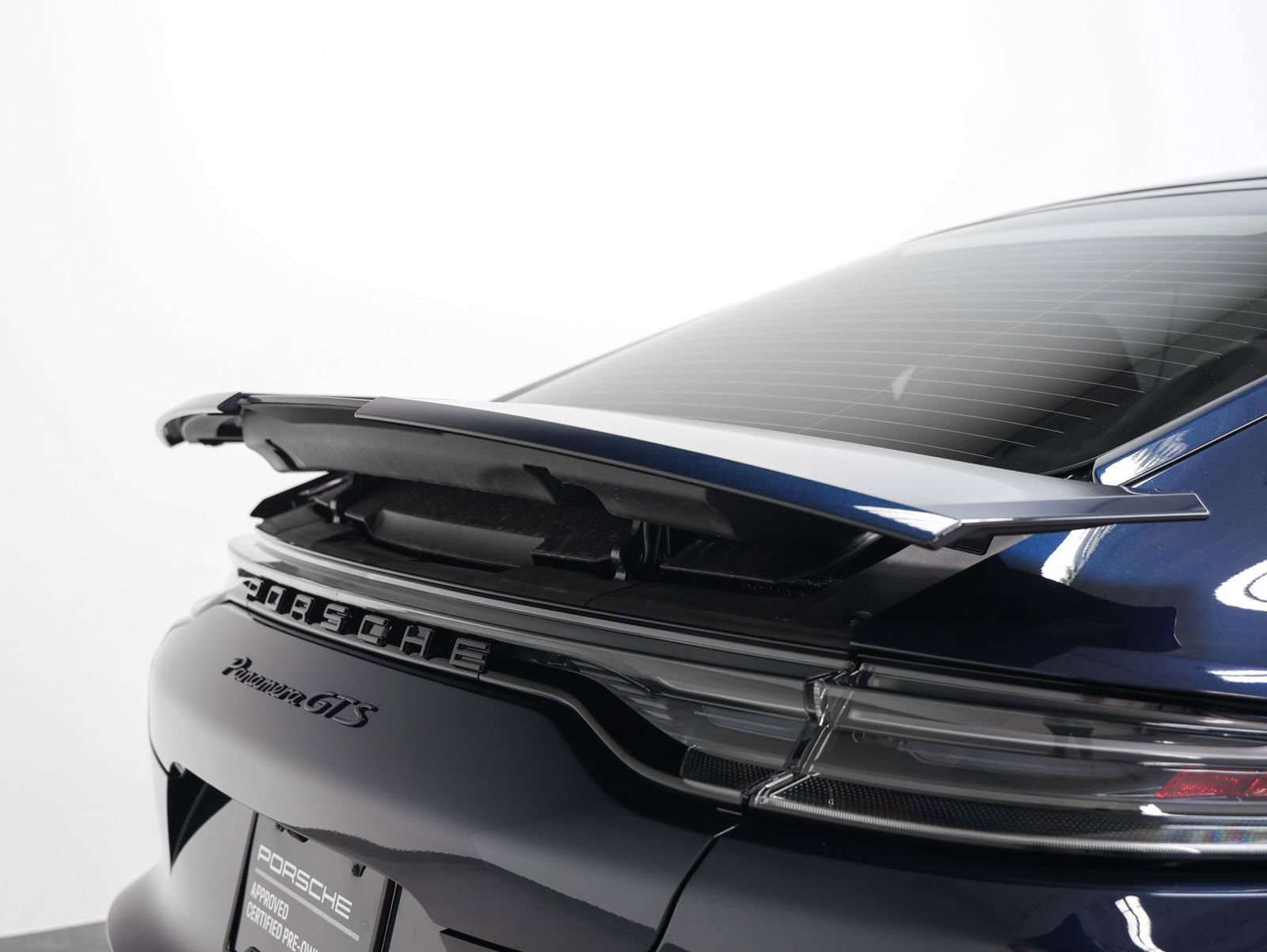 Used 2023 Porsche Panamera GTS image 14