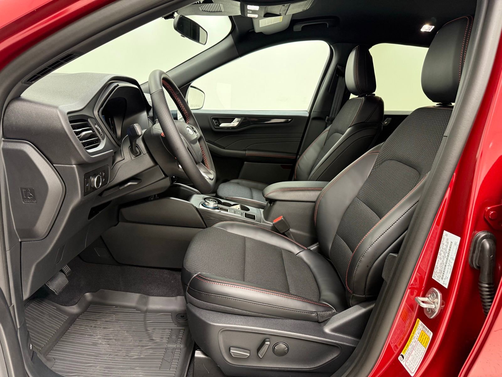 New 2026 Ford Escape ST-Line w/ Tech Pack #1 image 13