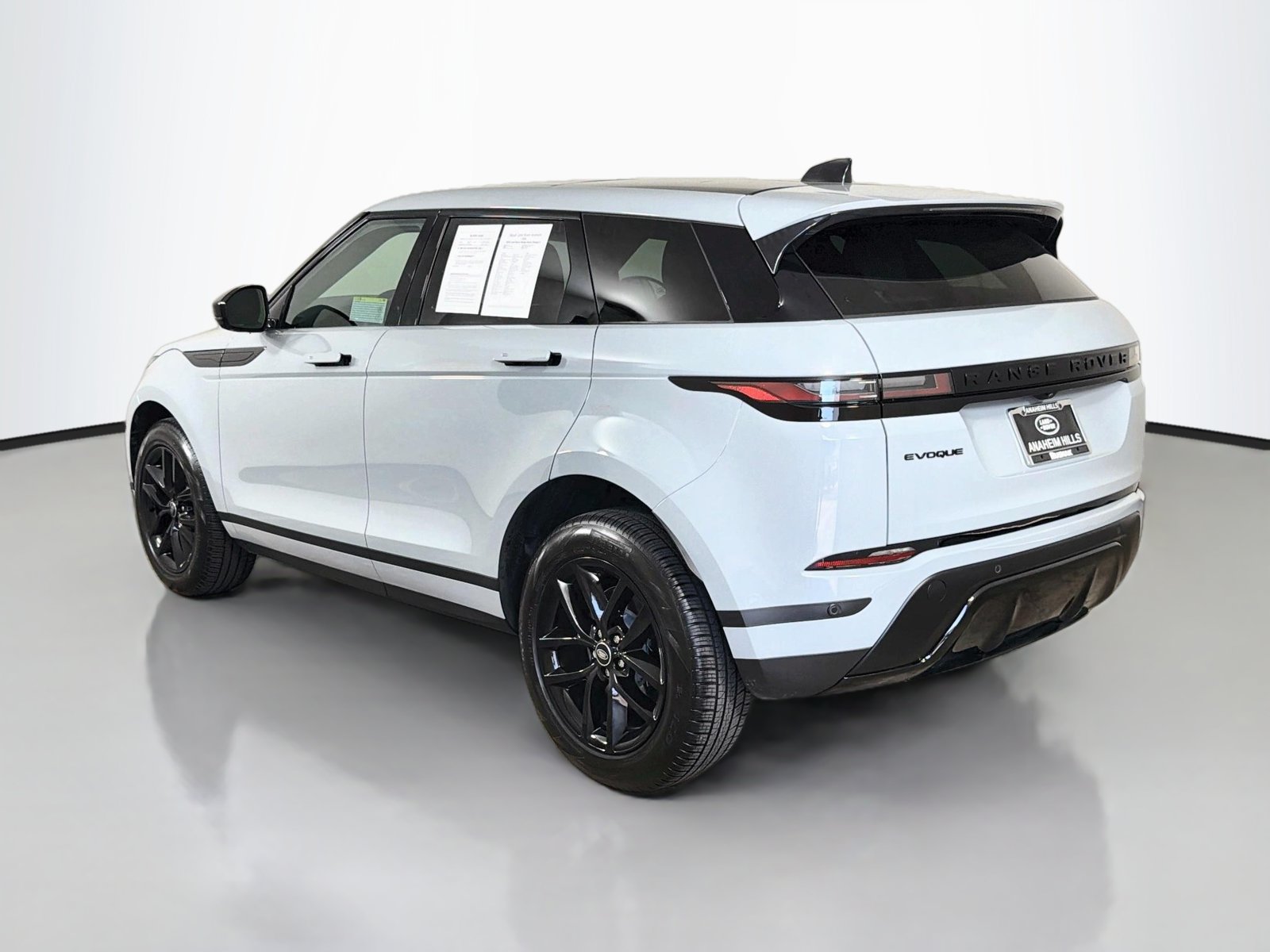 Certified 2026 Land Rover Range Rover Evoque S AWD/4WD image 3