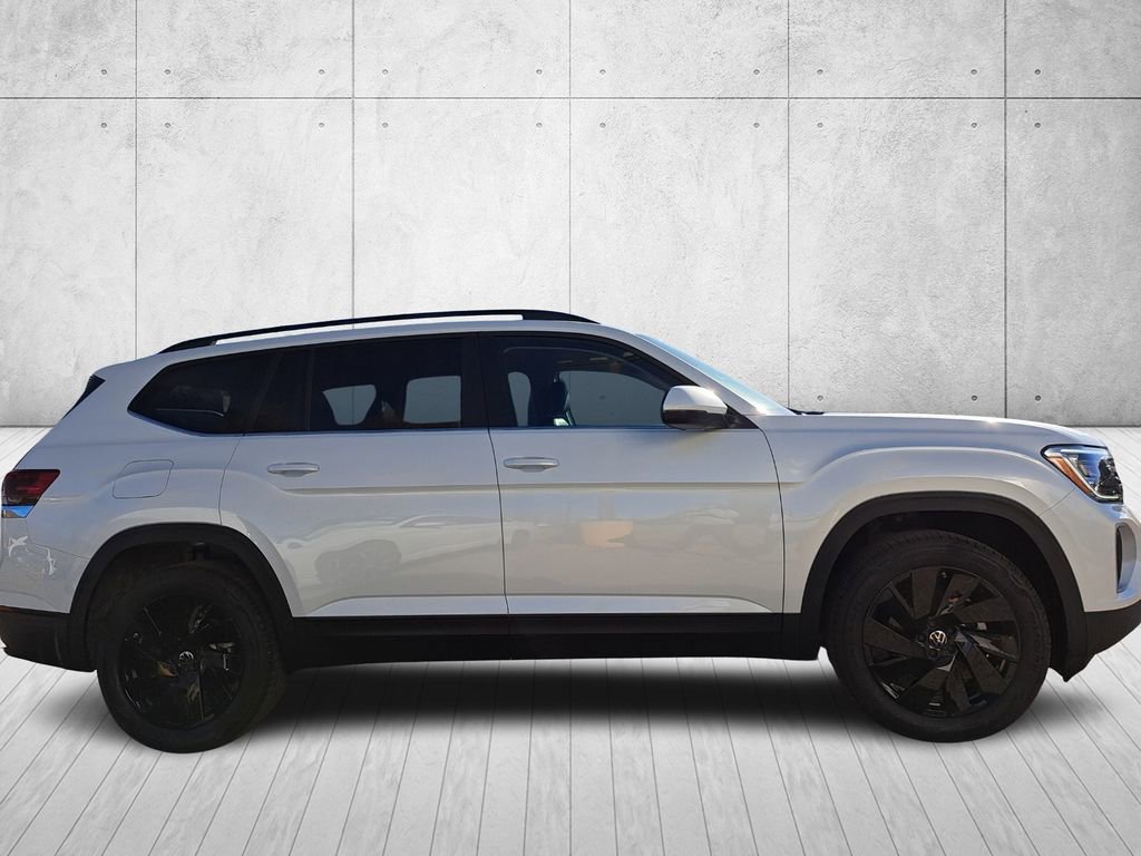 New 2026 Volkswagen Atlas SE image 3