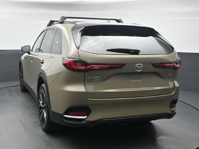 Certified 2025 MAZDA CX-70 Plug-In Hybrid w/ Premium Pkg AWD/4WD image 3