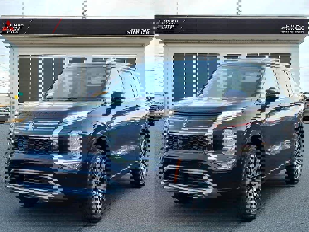 New 2026 Mitsubishi Outlander SEL