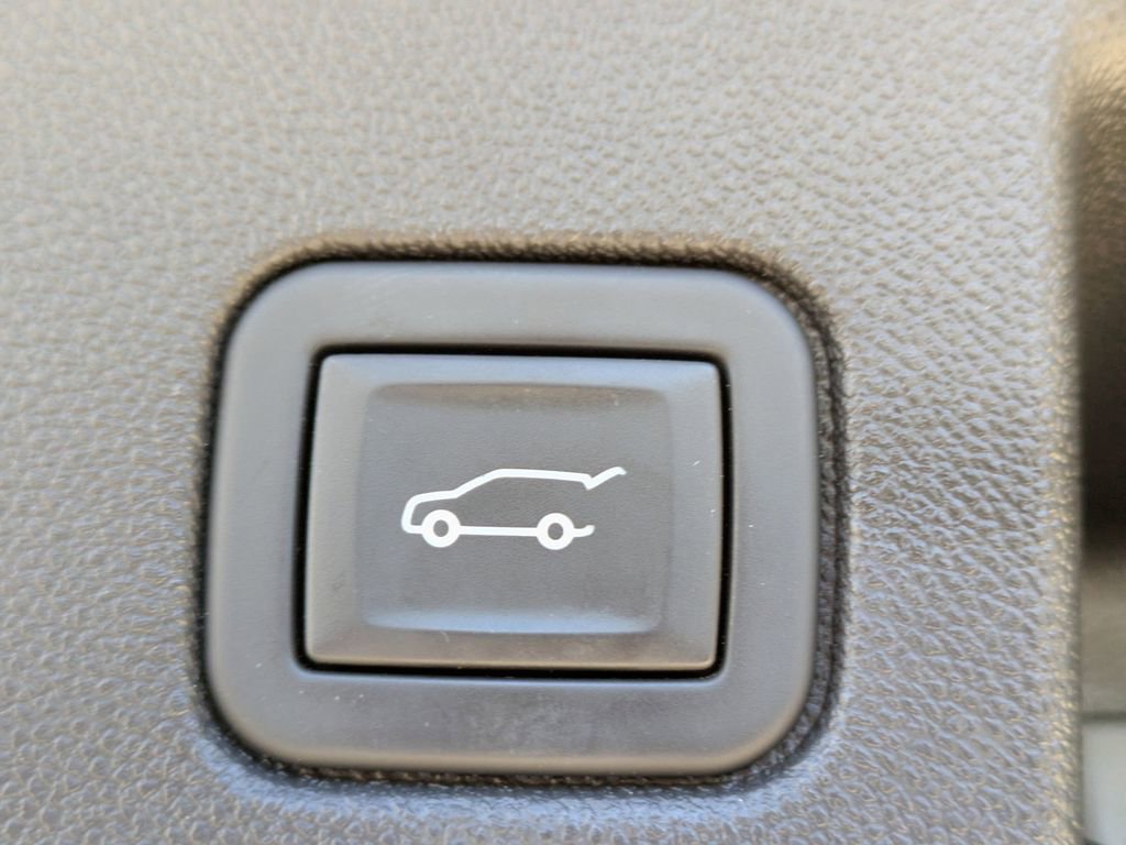 Used 2024 Chevrolet Equinox LT image 14