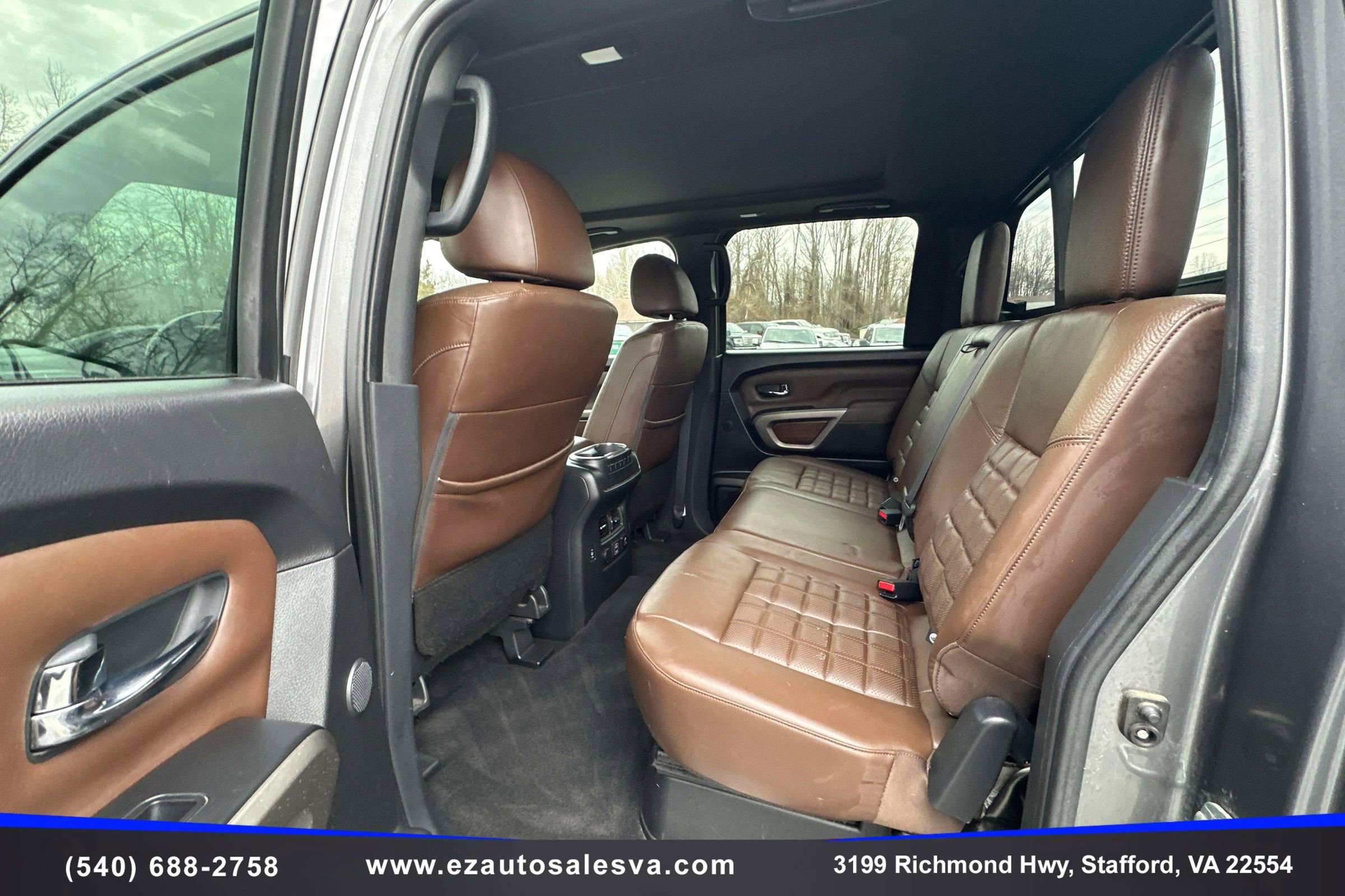 Used 2021 Nissan Titan Platinum Reserve w/ Moonroof Package image 19