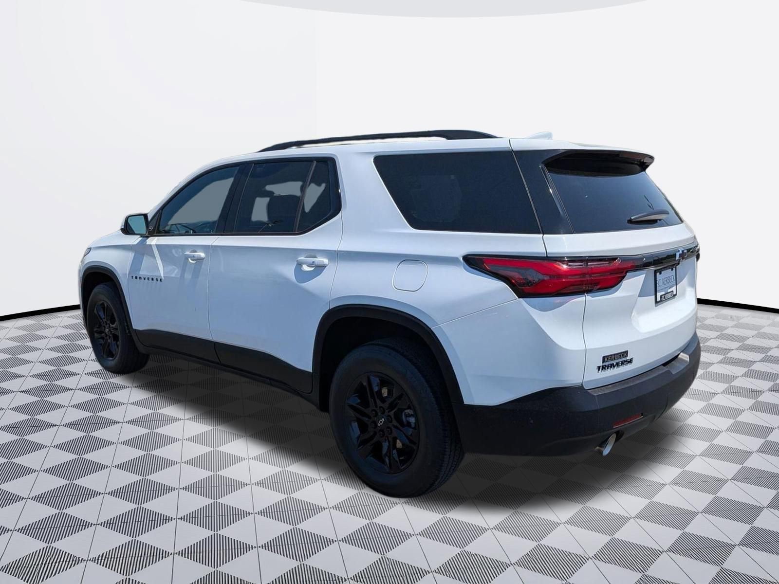 Certified 2023 Chevrolet Traverse LT FWD image 7