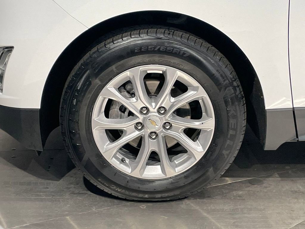 Used 2020 Chevrolet Equinox LS image 33