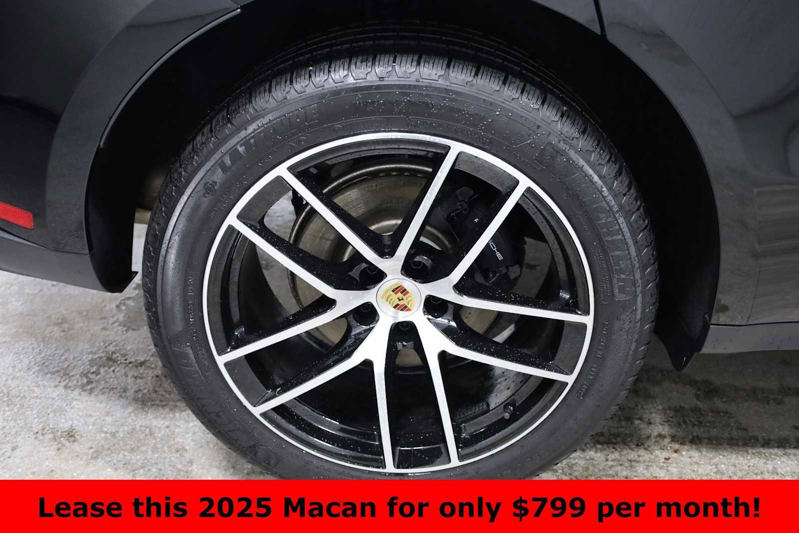 Certified 2025 Porsche Macan image 38