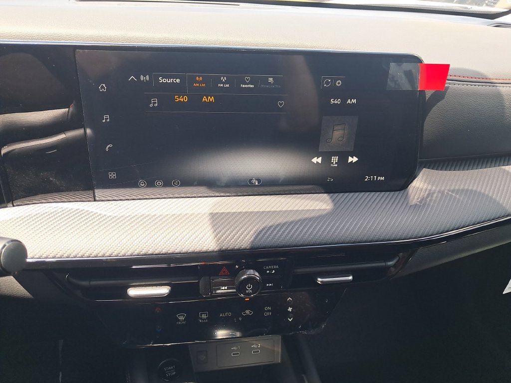 New 2026 Nissan Kicks SR AWD/4WD image 19