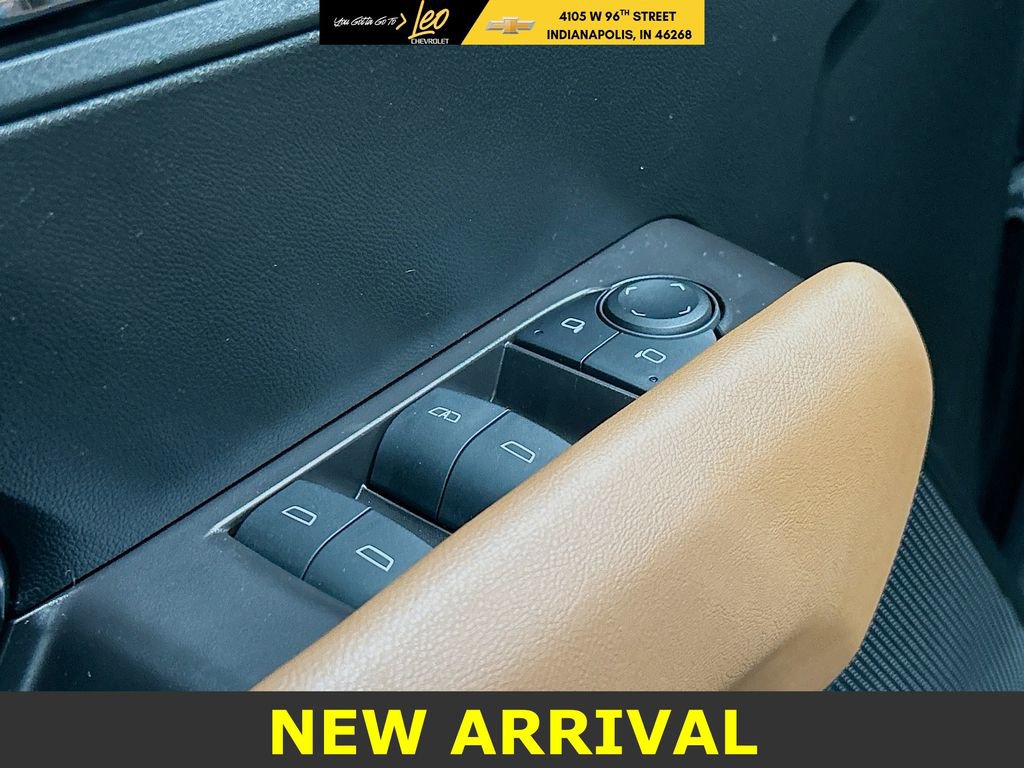 Used 2024 GMC Canyon AT4 w/ Canyon Safety Plus Package image 18