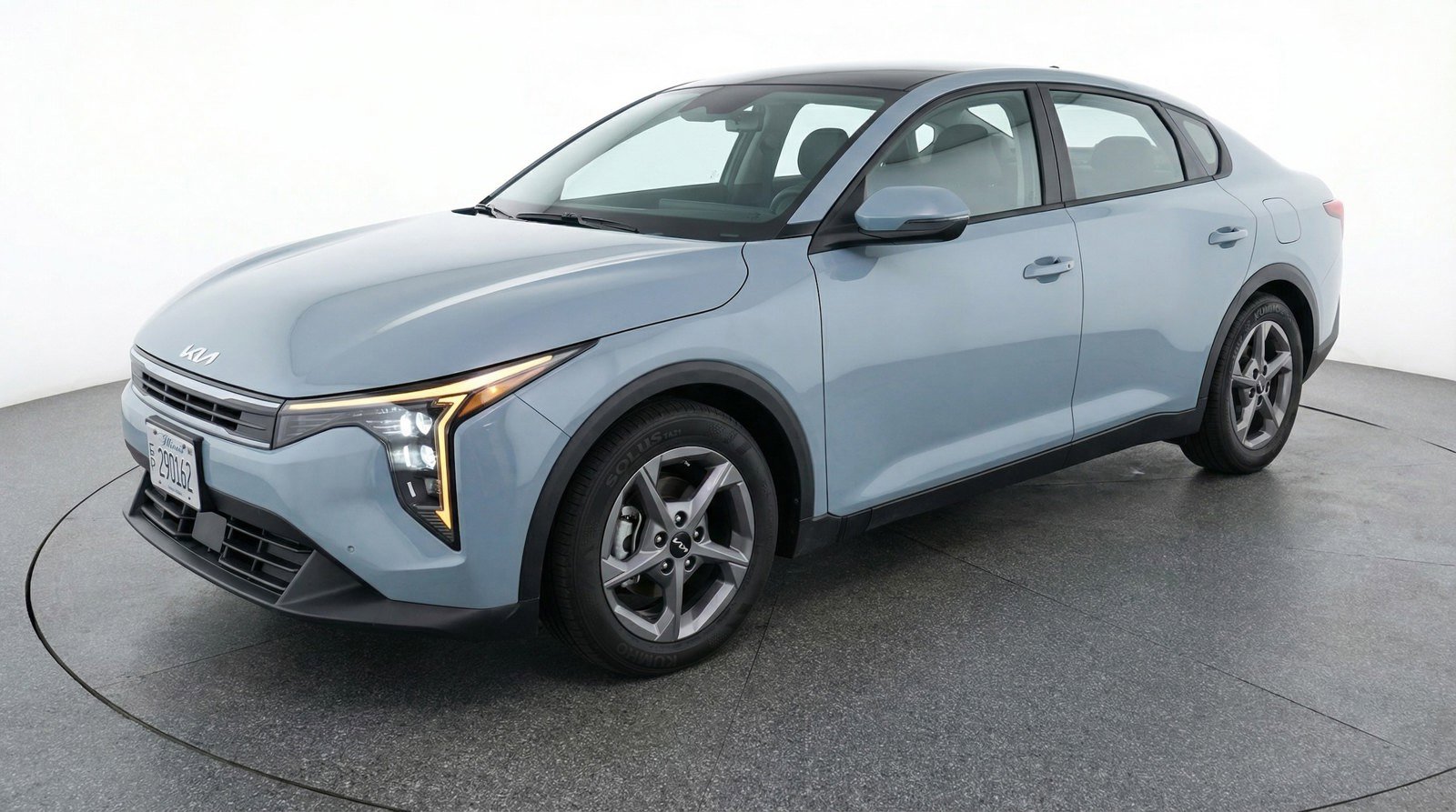 Used 2025 Kia K4 FWD image 3