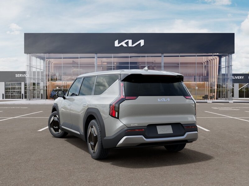 New 2026 Kia EV9 Light RWD image 4