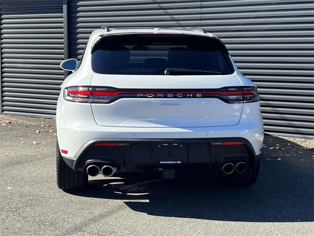 Certified 2022 Porsche Macan image 8