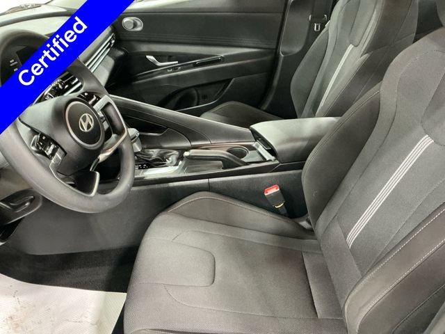 Certified 2024 Hyundai Elantra SE FWD image 10
