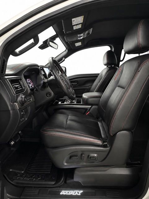 Used 2023 Nissan Titan PRO-4X w/ Pro-4x Convenience Package AWD/4WD image 12