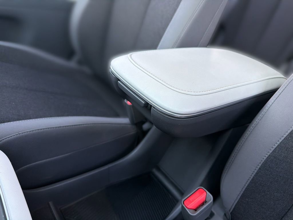 Used 2022 Hyundai Ioniq 5 SE w/ Cargo Package image 22