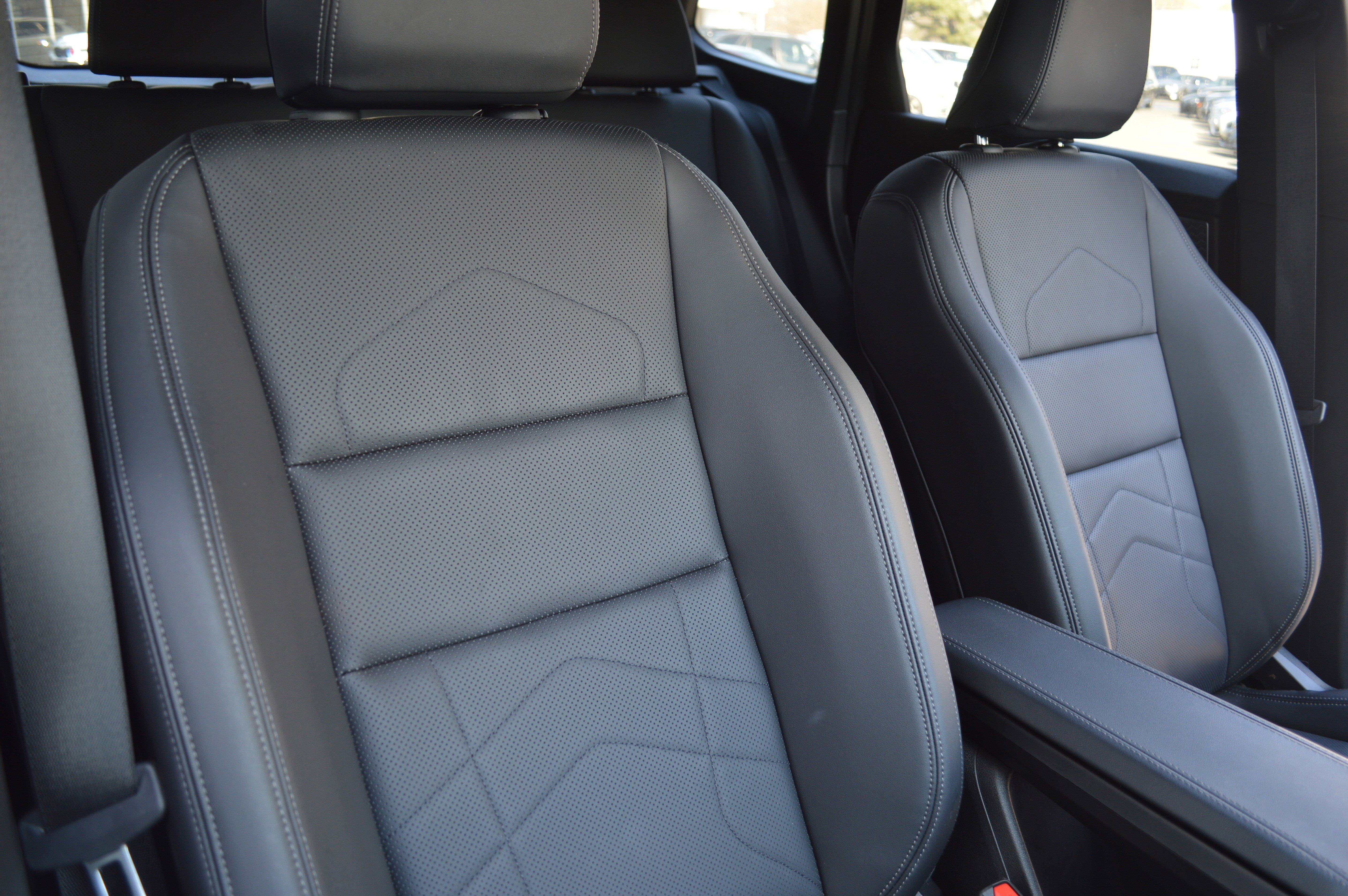 Certified 2024 BMW X1 xDrive28i w/ Convenience Package image 37